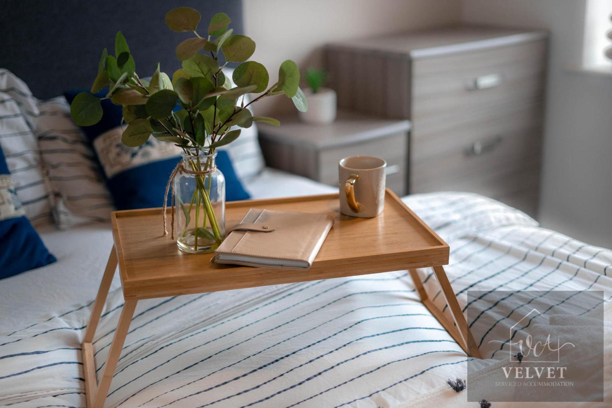 1 Bed House , Free Wifi,Free Parking,Leasure,Business Lägenhet Swansea Exteriör bild